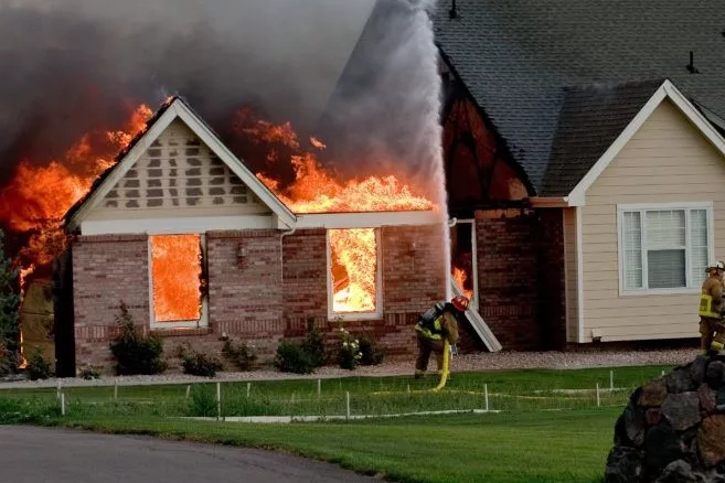 Fire Loss Claims Lawyer in Thornhill: Protecting Your Rights After a Fire